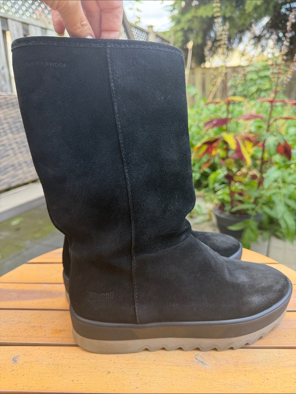 Cougar Vail Waterproof Suede Mid-Calf Winter Boots Faux Fur Black Size 7